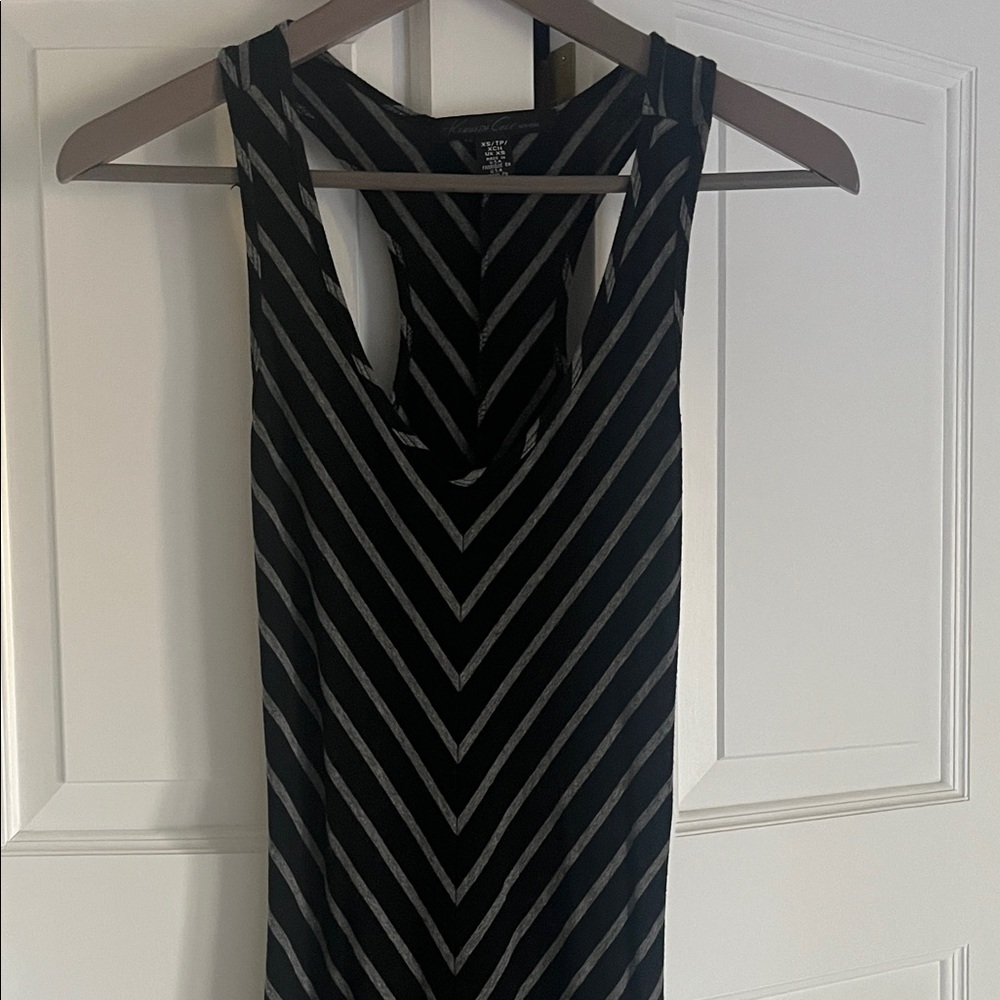 Kenneth Cole New York Black and Gray Chevron Backless Dress